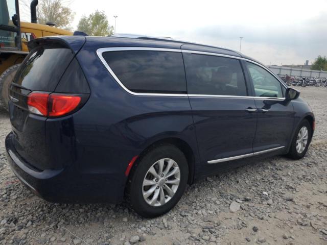 Photo 3 from auction – 2018 CHRYSLER PACIFICA T with VIN 2C4RC1EGXJR350978
