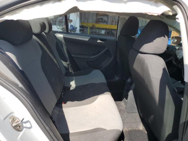 Photo 10 from auction – 2017 VOLKSWAGEN JETTA S with VIN 3VW2B7AJ9HM388421