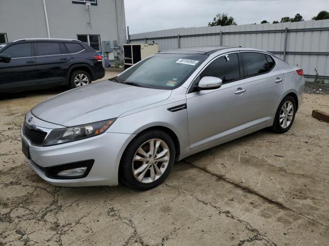 KIA OPTIMA EX 2013 مع رقم تعريف المركبة 5XXGN4A76DG167891 - صورة من المزاد