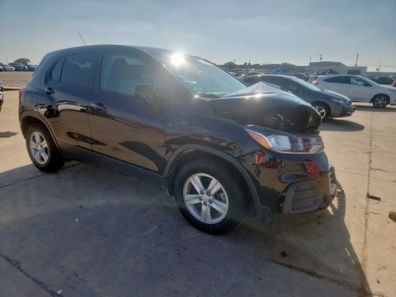 Photo 4 from auction – 2019 CHEVROLET TRAX LS with VIN 3GNCJKSB0KL359740