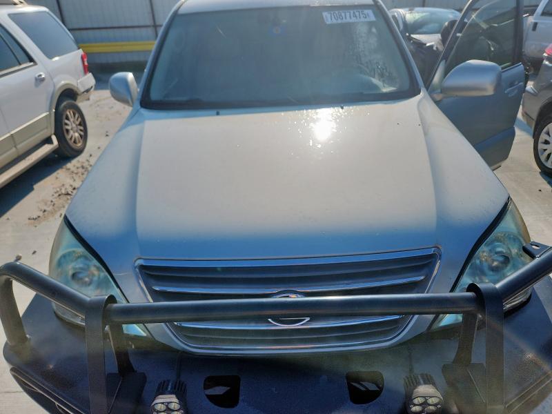 Photo 12 from auction – 2003 LEXUS GX 470 with VIN JTJBT20X430002070