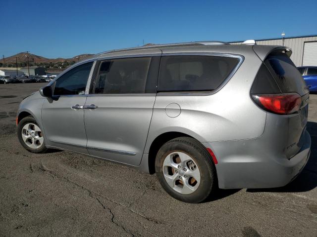 Photo 2 from auction – 2017 CHRYSLER PACIFICA T with VIN 2C4RC1EG0HR727473