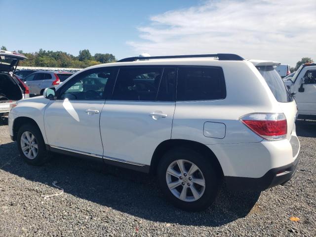 Photo 2 from auction – 2013 TOYOTA HIGHLANDER with VIN 5TDBK3EH9DS267045