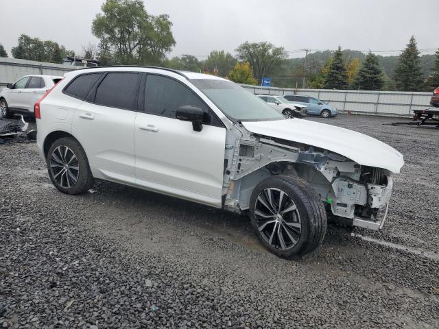 Photo 4 from auction – 2023 VOLVO XC60 PLUS with VIN YV4L12RW0P1294949