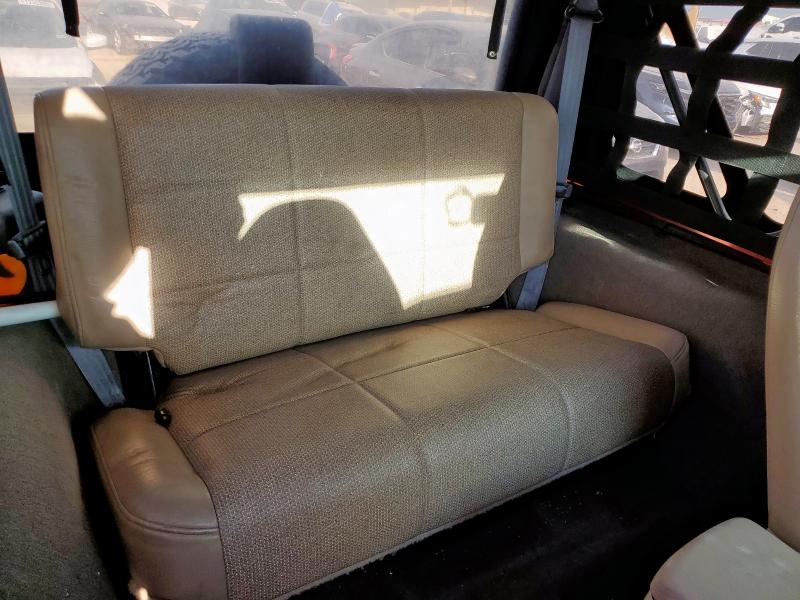 Photo 10 from auction – 2000 JEEP WRANGLER / with VIN 1J4FA29P4YP798115