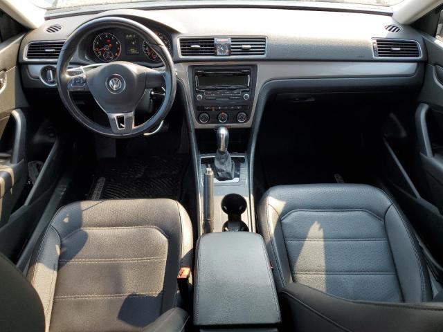 Photo 8 from auction – 2015 VOLKSWAGEN PASSAT S with VIN 1VWAT7A38FC009367