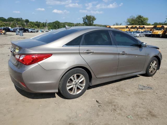 Photo 3 from auction – 2014 HYUNDAI SONATA GLS with VIN 5NPEB4AC7EH878664