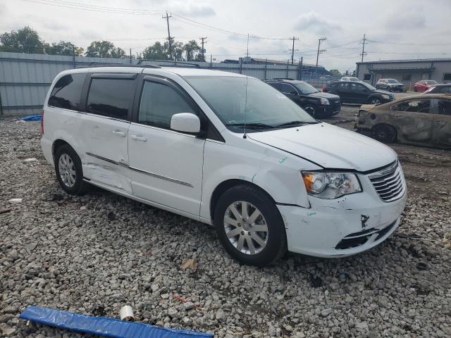 Photo 4 from auction – 2016 CHRYSLER TOWN & COU with VIN 2C4RC1BG3GR133365