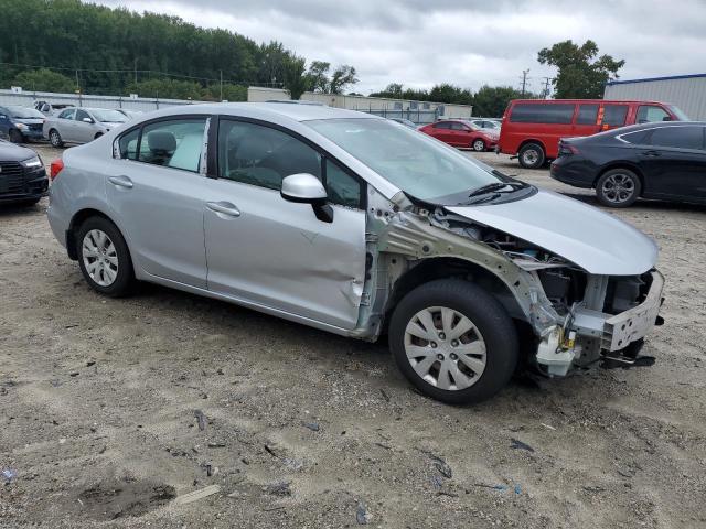 Photo 4 from auction – 2012 HONDA CIVIC LX with VIN 2HGFB2F50CH565532