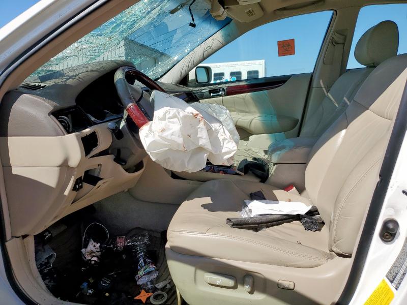Photo 7 from auction – 2004 LEXUS ES 330 with VIN JTHBA30G545020546
