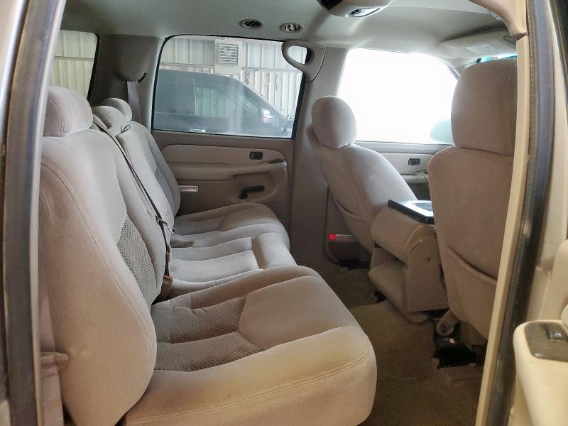 Photo 11 from auction – 2003 CHEVROLET SUBURBAN C with VIN 1GNEC16Z23J248958