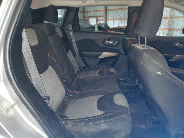 Photo 11 from auction – 2018 JEEP CHEROKEE LATITUDE with VIN 1C4PJLCB9JD566095