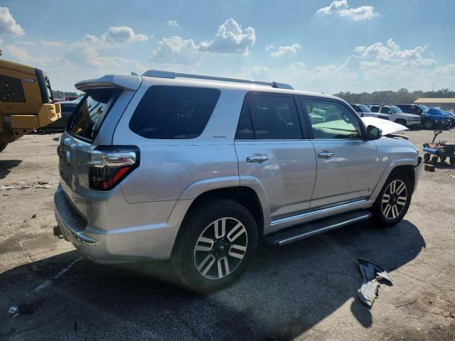 Photo 3 from auction – 2015 TOYOTA 4RUNNER SR with VIN JTEBU5JR8F5240637