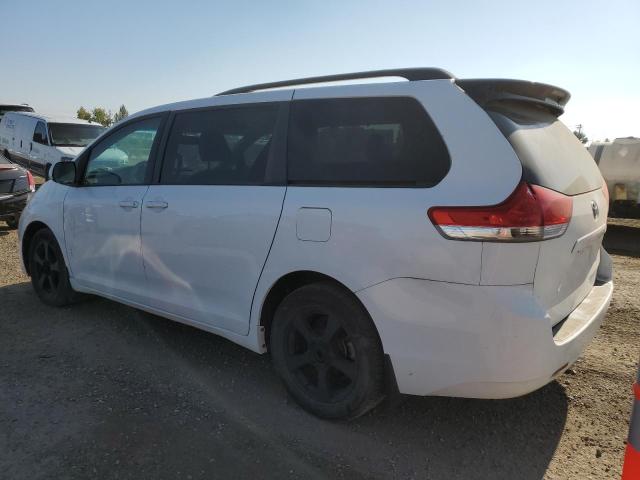 Photo 2 from auction – 2012 TOYOTA SIENNA LE with VIN 5TDJK3DC4CS040779