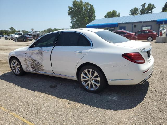 Photo 2 from auction – 2018 MERCEDES-BENZ E 300 with VIN WDDZF4JB6JA353972