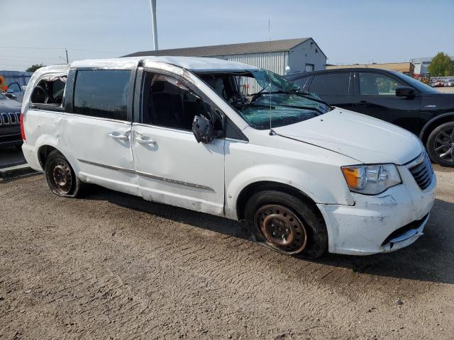 Photo 4 from auction – 2016 CHRYSLER TOWN & COU with VIN 2C4RC1HG2GR269218