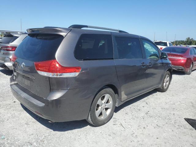 Photo 3 from auction – 2011 TOYOTA SIENNA LE with VIN 5TDKK3DC5BS044777