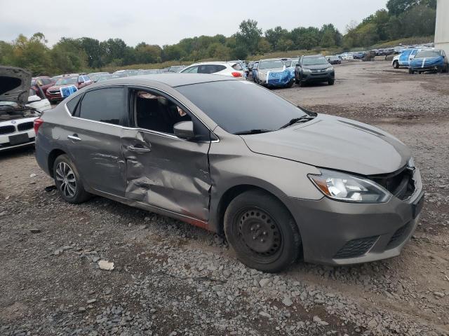 Photo 4 from auction – 2016 NISSAN SENTRA S with VIN 3N1AB7AP1GY278671