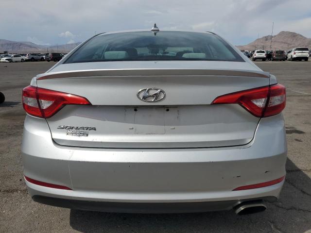 Photo 6 from auction – 2017 HYUNDAI SONATA SE with VIN 5NPE24AF2HH590033