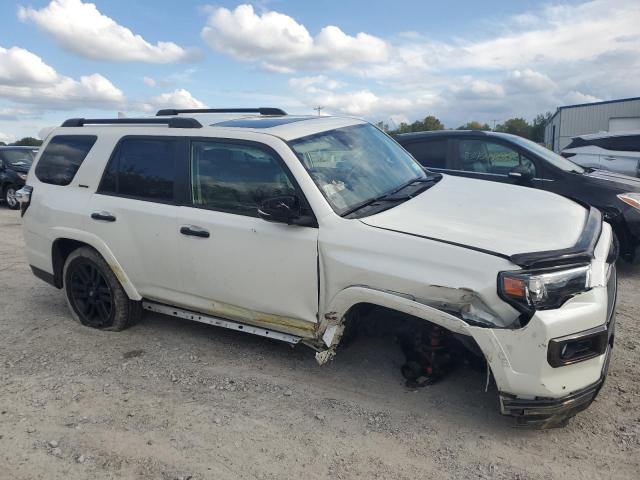 Photo 4 from auction – 2020 TOYOTA 4RUNNER SR with VIN JTEBU5JRXL5806244
