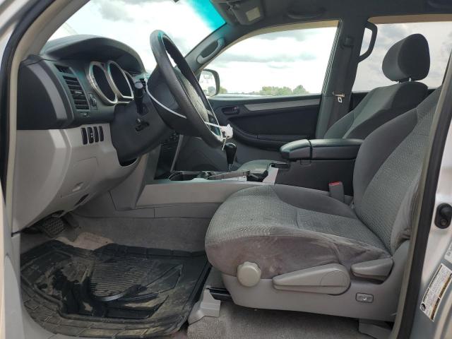 Photo 7 from auction – 2004 TOYOTA 4RUNNER SR with VIN JTEBU14RX40045248