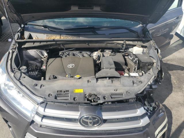 Фото 11 с аукциона – 2017 TOYOTA HIGHLANDER с VIN 5TDJZRFH3HS450486