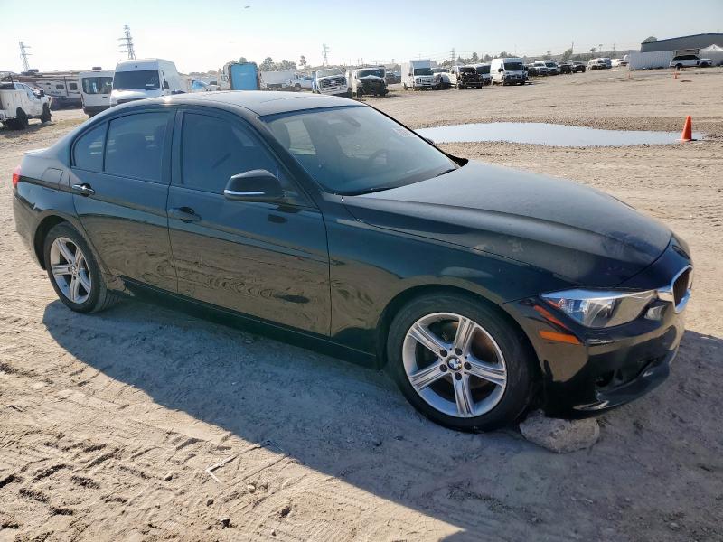 Photo 4 from auction – 2013 BMW 328 I with VIN WBA3A5C58DF355092