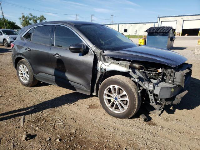 Photo 4 from auction – 2020 FORD ESCAPE SE with VIN 1FMCU0G69LUC18412