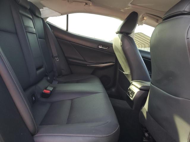 Photo 10 from auction – 2016 LEXUS IS 200T with VIN JTHBA1D2XG5016497