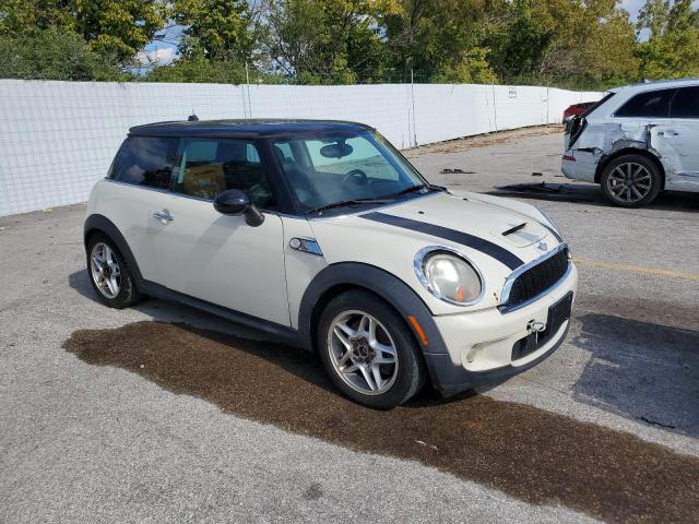 Photo 4 from auction – 2007 MINI COOPER S with VIN WMWMF73507TL91141