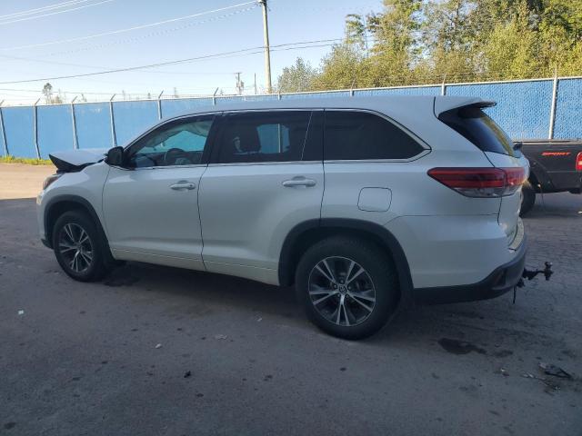 Photo 2 from auction – 2017 TOYOTA HIGHLANDER with VIN 5TDBZRFH0HS462423