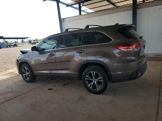 Photo 2 from auction – 2018 TOYOTA HIGHLANDER with VIN 5TDZZRFH2JS238588