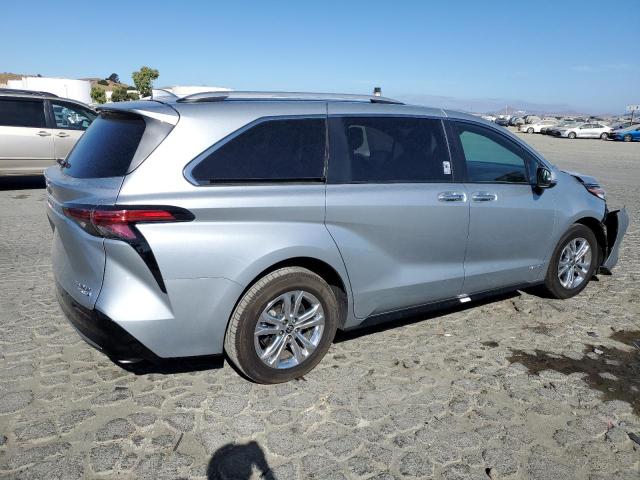 Photo 3 from auction – 2021 TOYOTA SIENNA LIM with VIN 5TDESKFC0MS016618