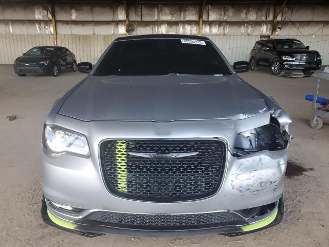 Photo 5 from auction – 2016 CHRYSLER 300 LIMITE with VIN 2C3CCAAG5GH211923