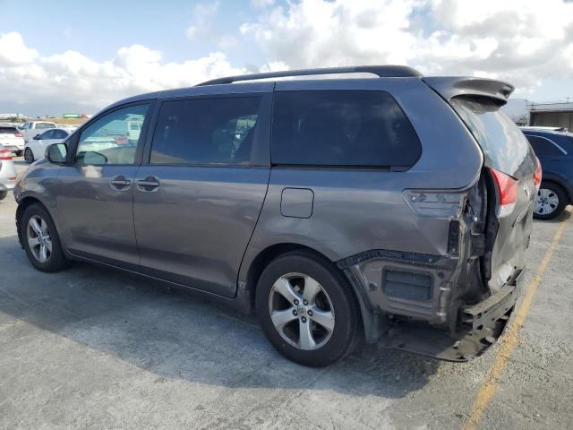Photo 2 from auction – 2014 TOYOTA SIENNA LE with VIN 5TDKK3DC7ES470538