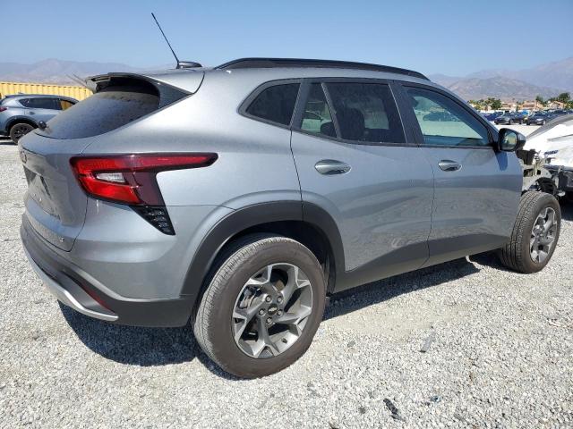 Photo 3 from auction – 2025 CHEVROLET TRAX 1LT with VIN KL77LHEP6SC079604