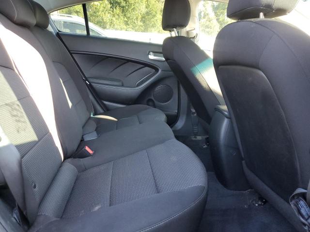 Photo 10 from auction – 2018 KIA FORTE LX with VIN 3KPFK4A73JE200984