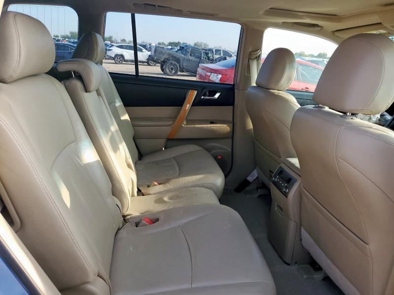 Photo 11 from auction – 2008 TOYOTA HIGHLANDER with VIN JTEEW44A682015192