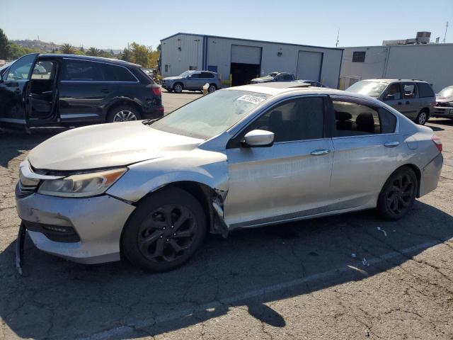 HONDA ACCORD 2017 with VIN 1HGCR2F78HA065897 - Photo from auction
