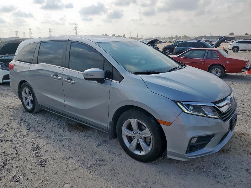 Photo 4 from auction – 2018 HONDA ODYSSEY EX with VIN 5FNRL6H79JB077116