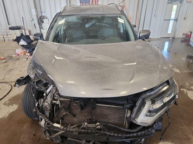 Photo 5 from auction – 2017 NISSAN ROGUE S with VIN 5N1AT2MT6HC853326