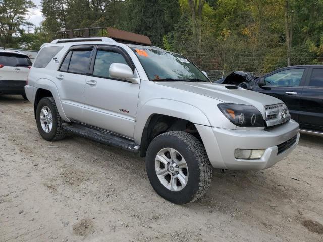 Photo 4 from auction – 2004 TOYOTA 4RUNNER SR with VIN JTEBU14RX40049235