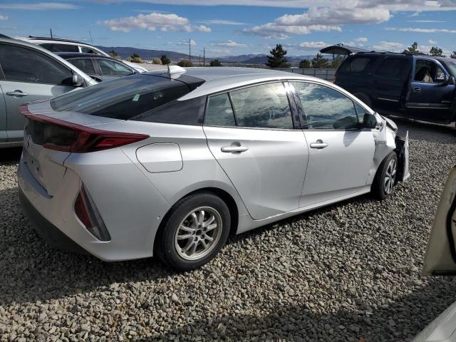 Photo 3 from auction – 2018 TOYOTA PRIUS PRIM with VIN JTDKARFP8J3098676