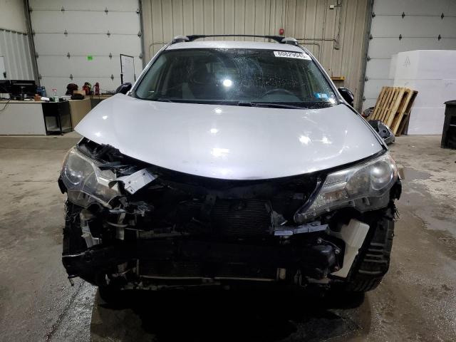 Photo 5 from auction – 2015 TOYOTA RAV4 LE with VIN JTMBFREV3FD140996
