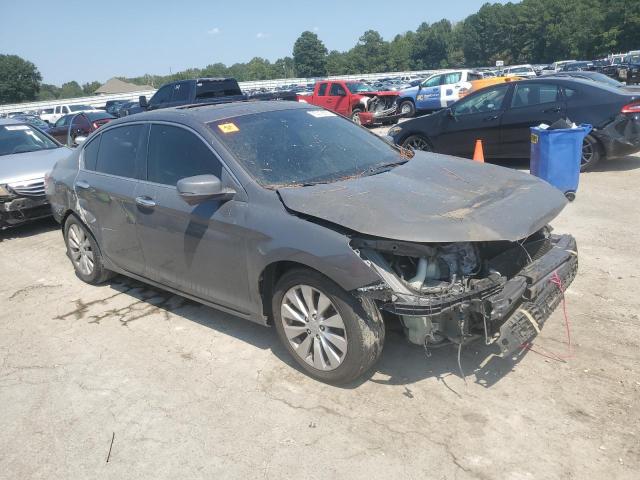 Photo 4 from auction – 2015 HONDA ACCORD with VIN 1HGCR2F84FA161385