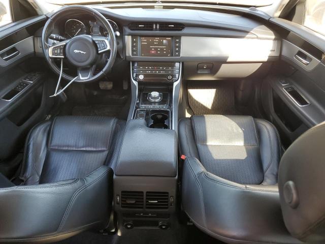 Photo 8 from auction – 2018 JAGUAR XF PRESTIG with VIN SAJBK4FX3JCY66288
