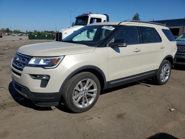 FORD EXPLORER XLT 2018 with VIN 1FM5K8D89JGB06904 - Photo from auction