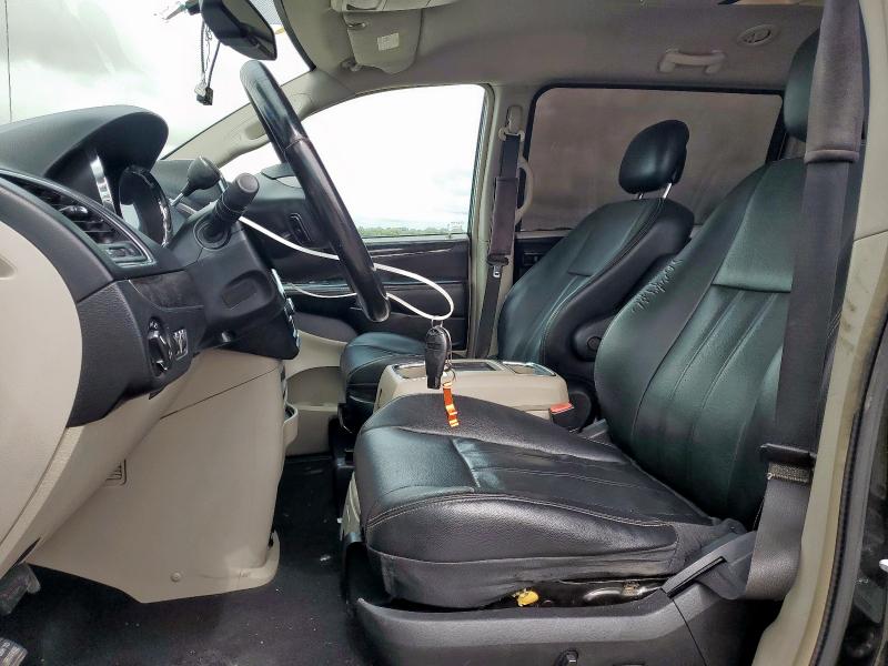 Photo 7 from auction – 2014 CHRYSLER TOWN & COU with VIN 2C4RC1BG0ER272138