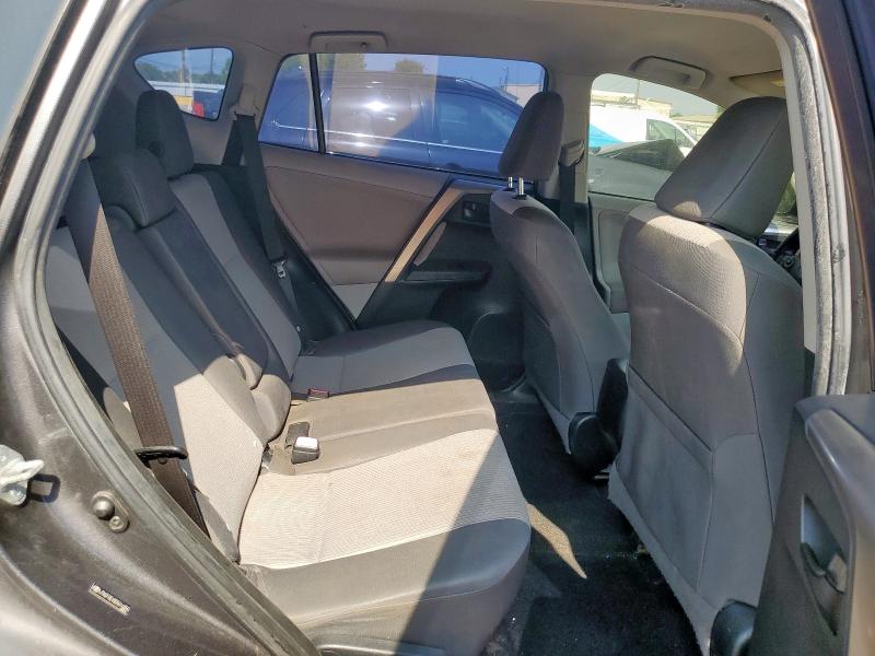 Photo 11 from auction – 2013 TOYOTA RAV4 LE with VIN JTMZFREV8D5016390