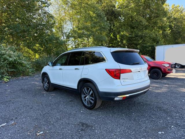 Photo 3 from auction – 2017 HONDA PILOT TOUR with VIN 5FNYF6H92HB005673